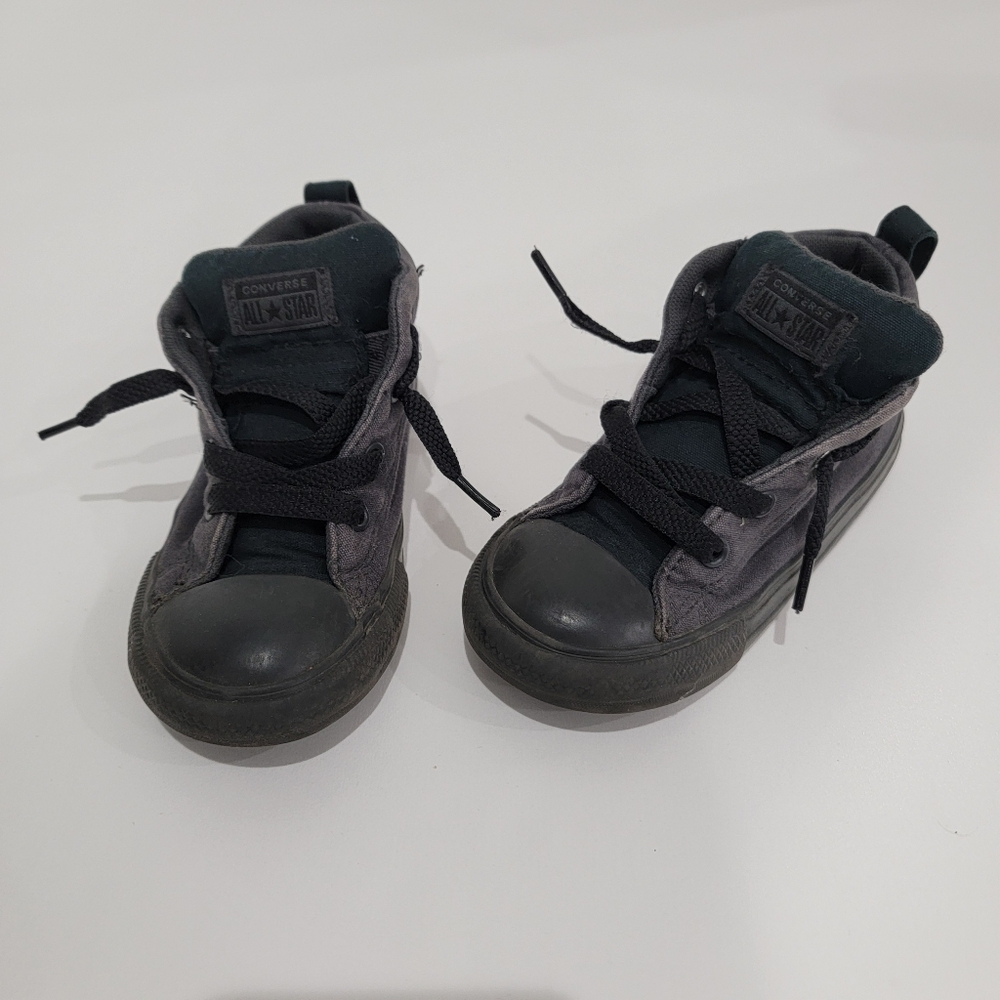 Converse Black Sneakers Sz 9US